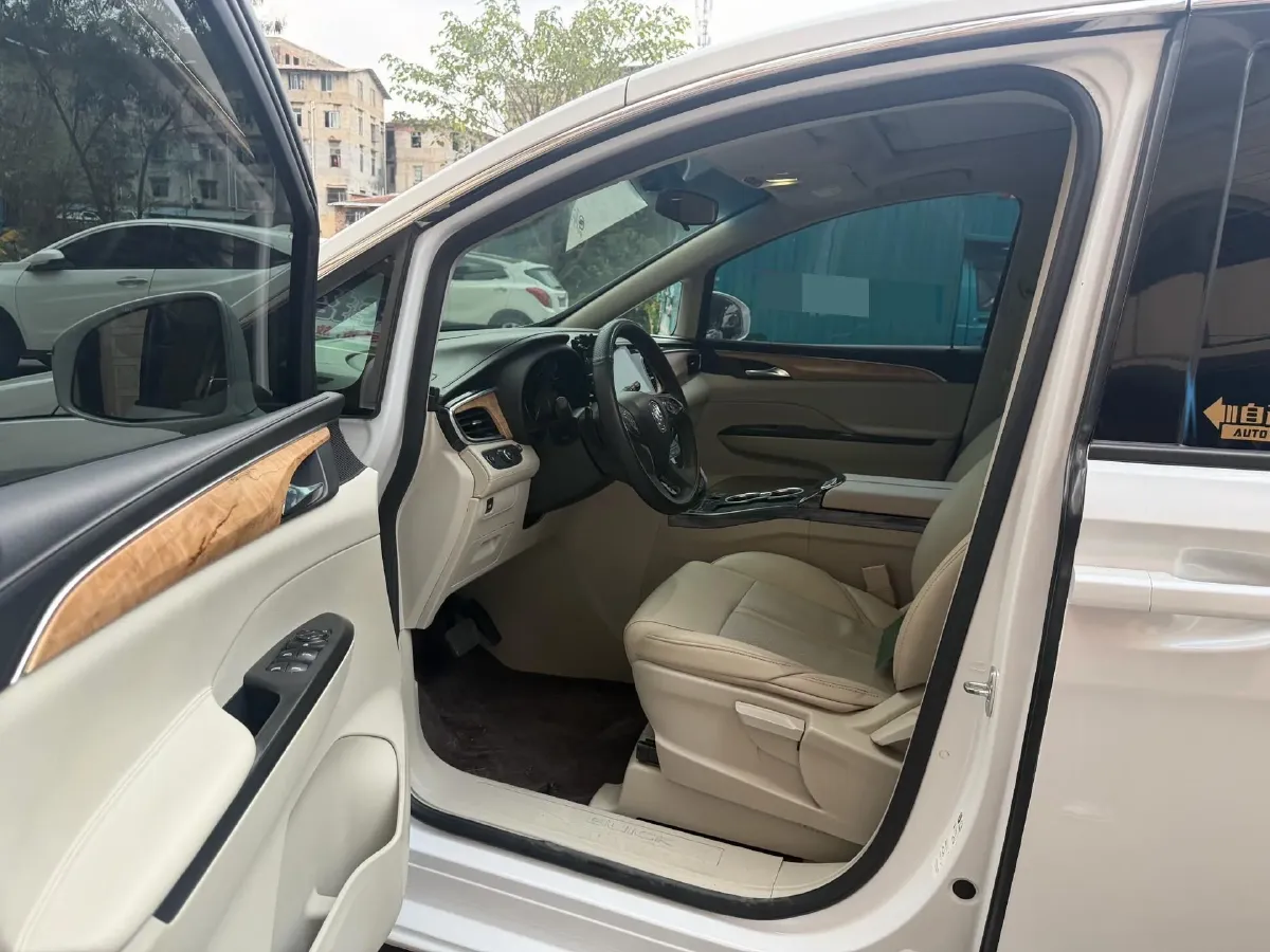 2018 Buick GL8 2.0T 260HP L4 6AT,autocango,china used car exporter,china ev exporter,chinese used car exporter,chinese used ev exporter