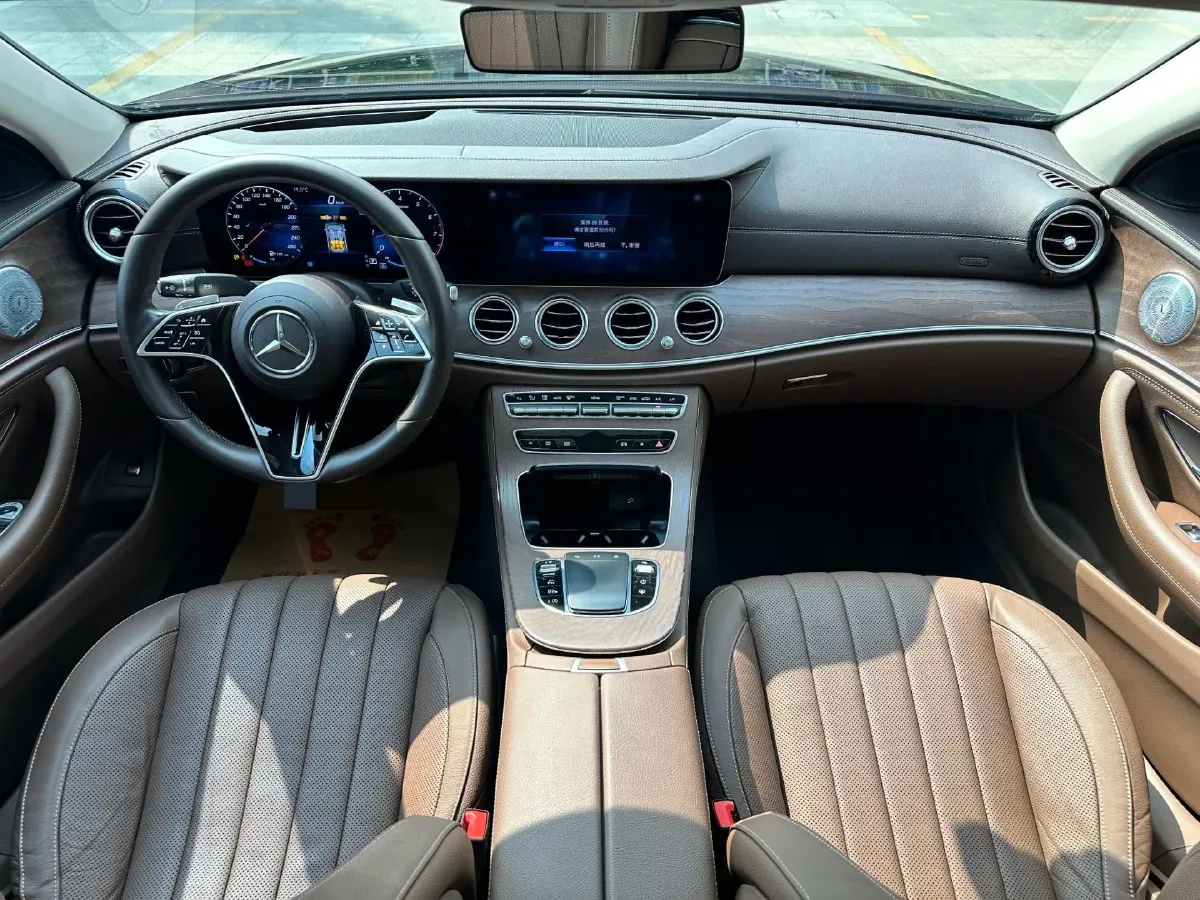 2021 Mercedes-Benz E Class 2.0T 258HP L4 9AT,autocango,china used car exporter,china ev exporter,chinese used car exporter,chinese used ev exporter