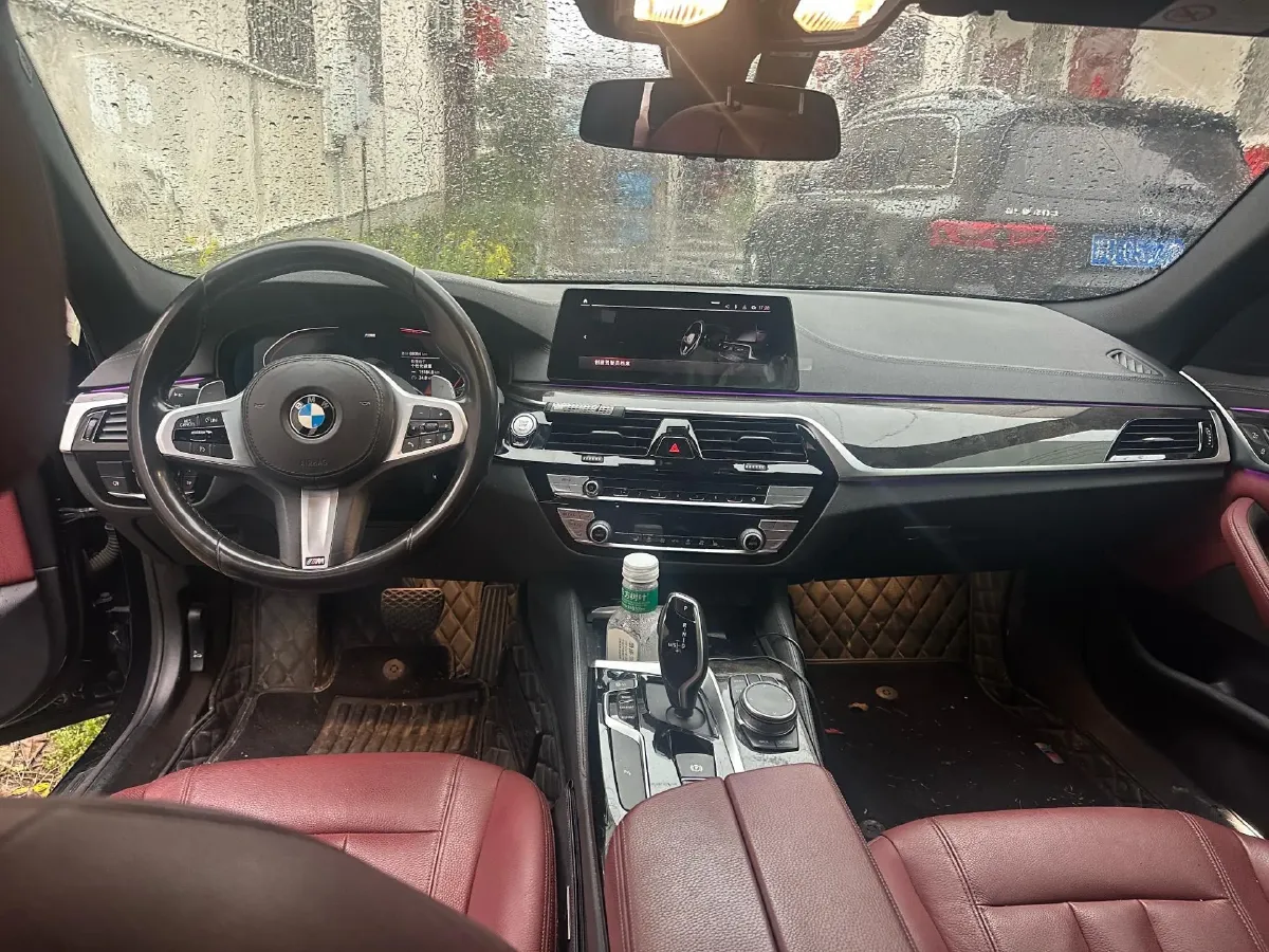 2020 BMW 5 Series 2.0T 252HP L4 8AT,autocango,china used car exporter,china ev exporter,chinese used car exporter,chinese used ev exporter