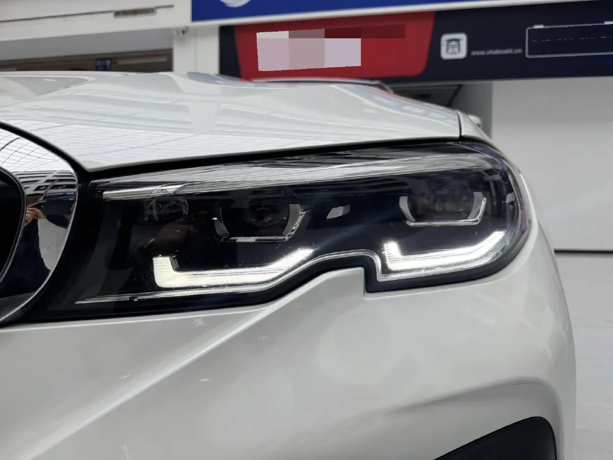 2022 BMW 3 Series 2.0T 184HP L4 8AT,autocango,china used car exporter,china ev exporter,chinese used car exporter,chinese used ev exporter