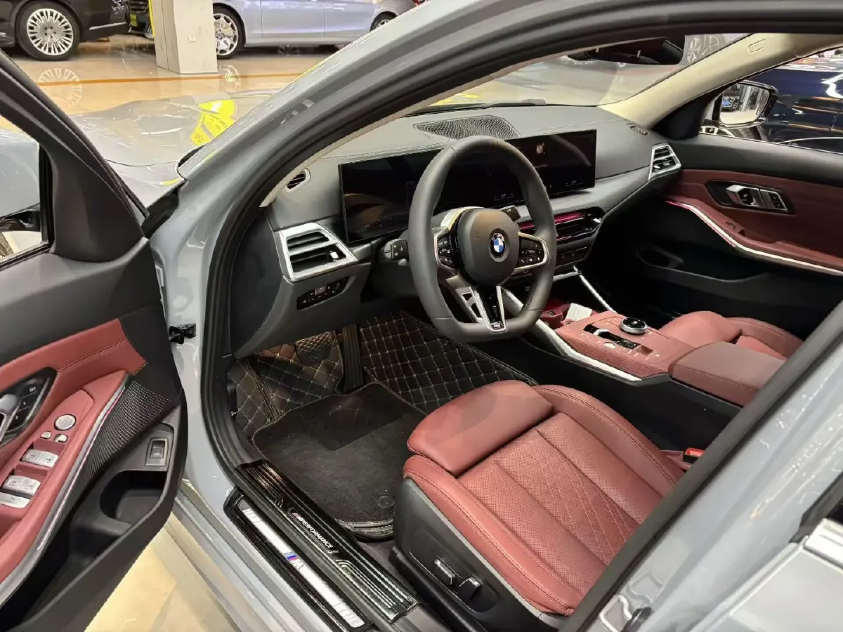 2025 BMW 3 Series 2.0T 184HP L4 8AT,autocango,china used car exporter,china ev exporter,chinese used car exporter,chinese used ev exporter