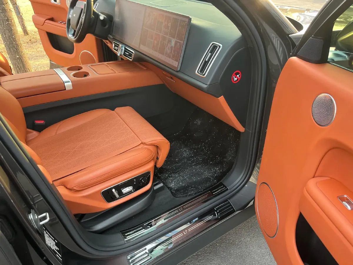 2023 Li L7 Range Extended 154HP REEV 40.9KWH,autocango,china used car exporter,china ev exporter,chinese used car exporter,chinese used ev exporter