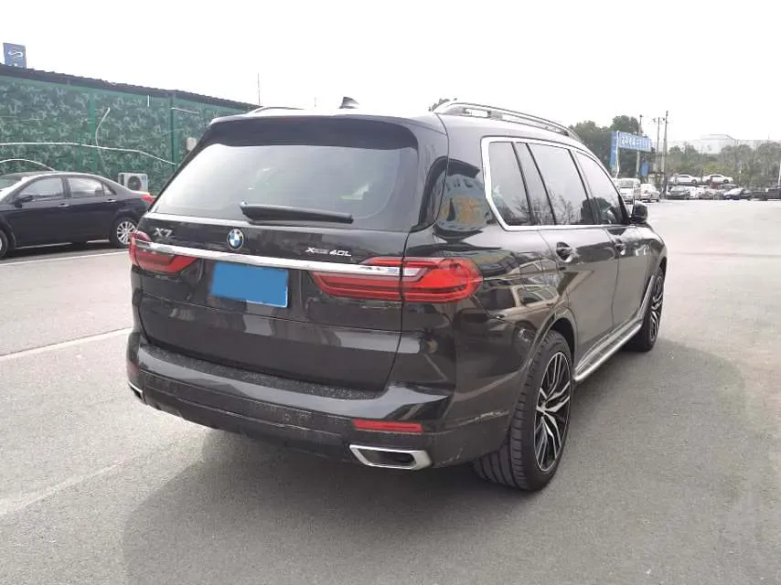 2020 BMW X7 3.0T 340HP L6 8AT,autocango,china used car exporter,china ev exporter,chinese used car exporter,chinese used ev exporter