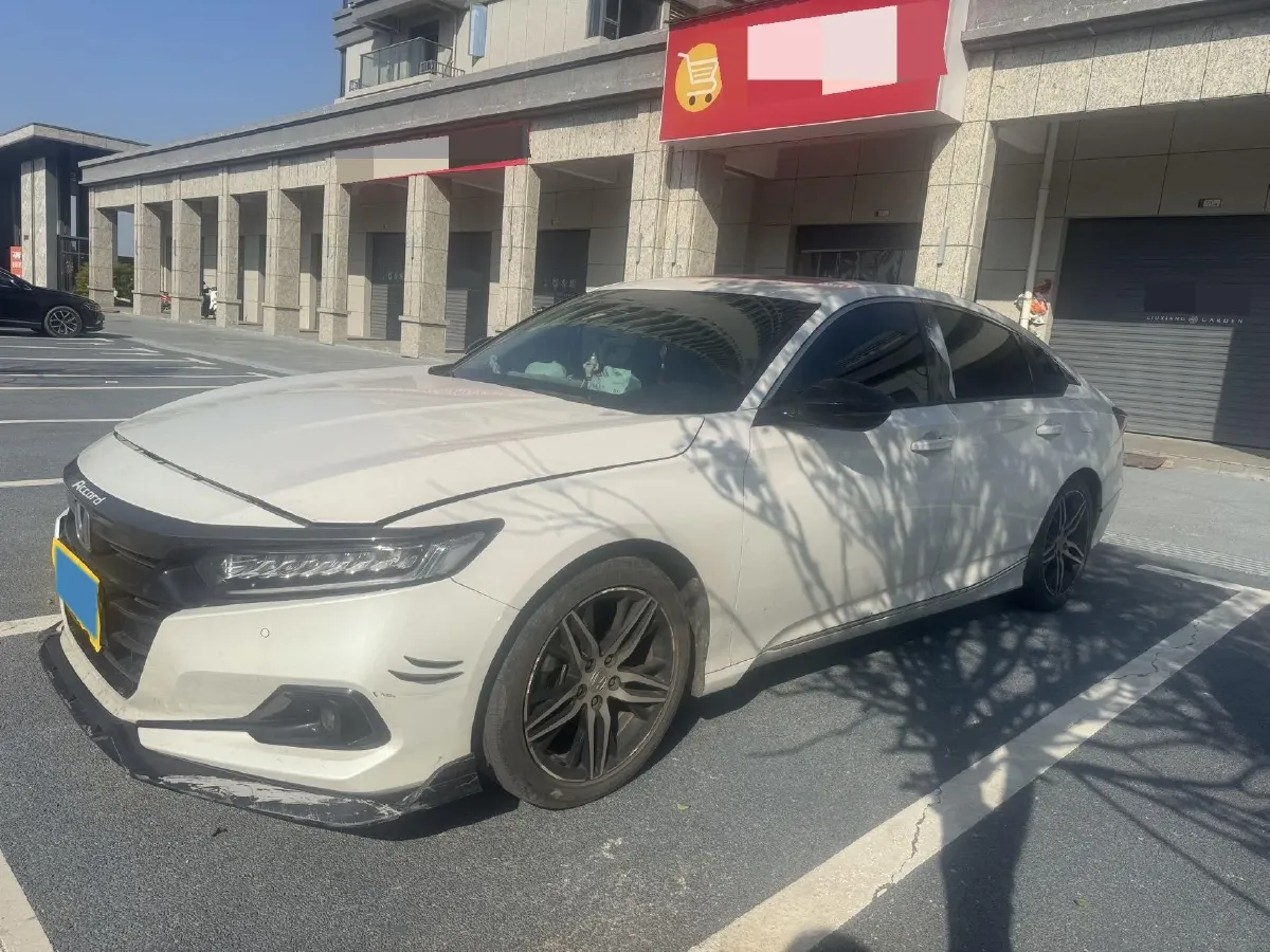 2022 Honda Accord 1.5T 194HP L4 CVT,autocango,china used car exporter,china ev exporter,chinese used car exporter,chinese used ev exporter