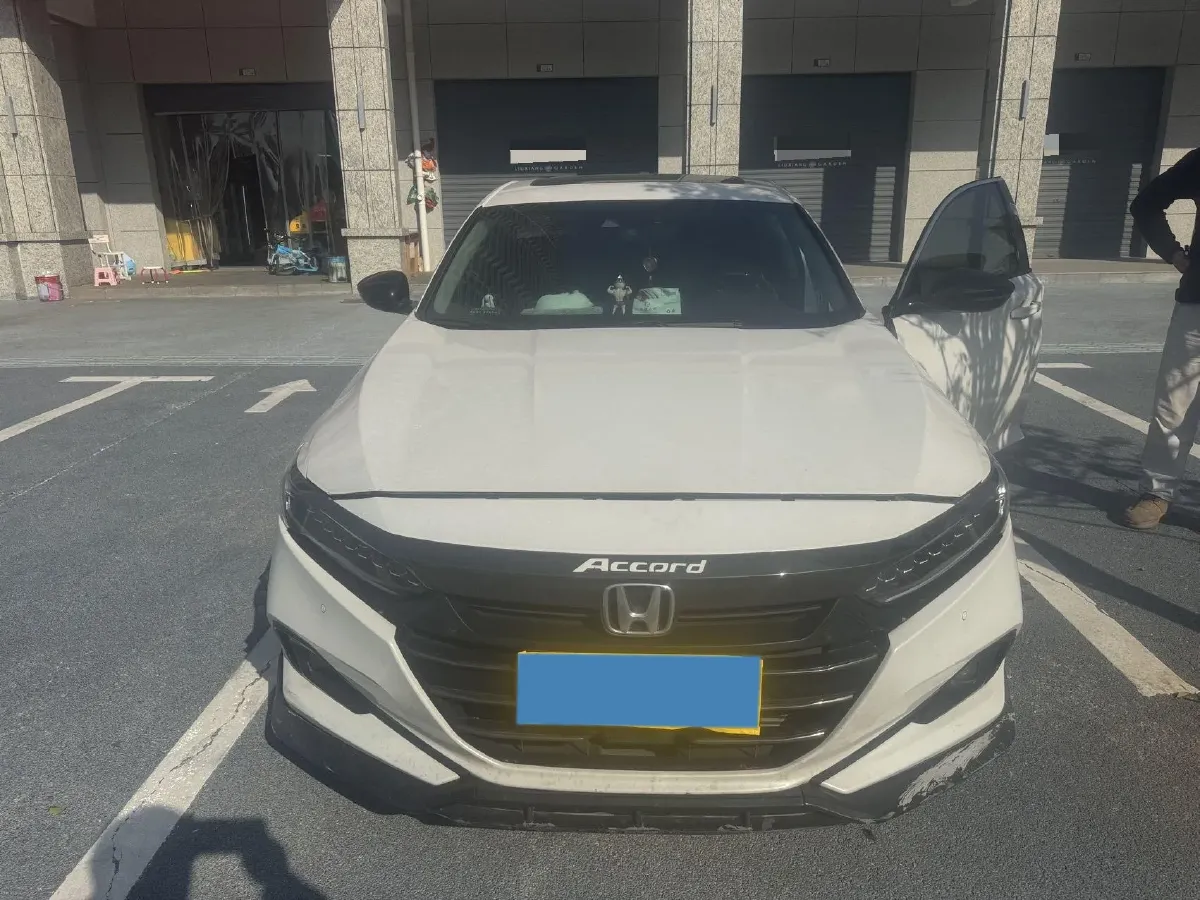 2022 Honda Accord 1.5T 194HP L4 CVT,autocango,china used car exporter,china ev exporter,chinese used car exporter,chinese used ev exporter