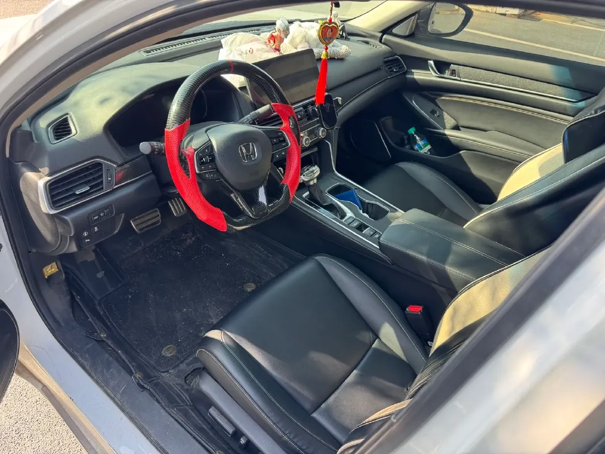 2022 Honda Accord 1.5T 194HP L4 CVT,autocango,china used car exporter,china ev exporter,chinese used car exporter,chinese used ev exporter