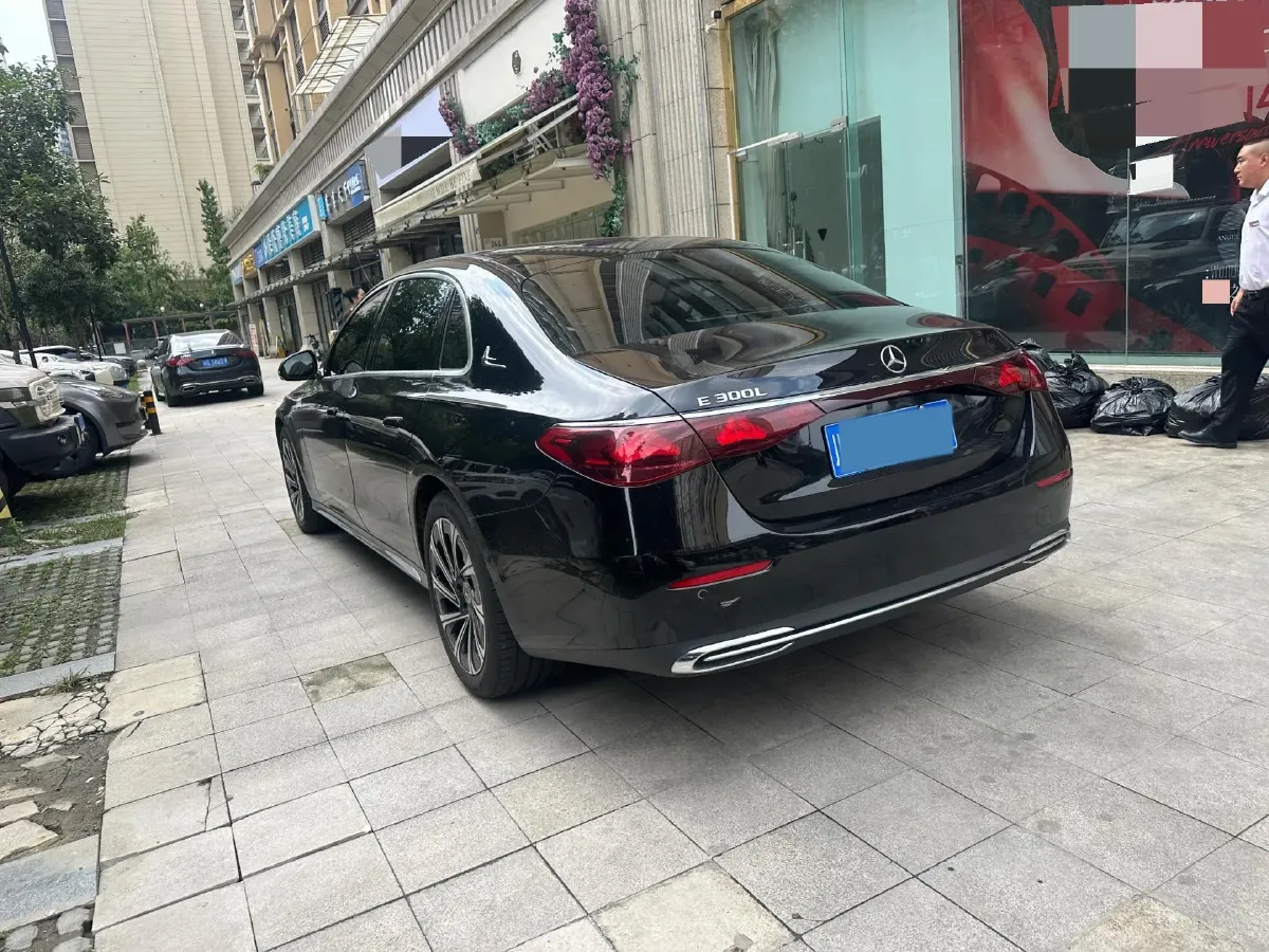 2024 Mercedes-Benz E Class 2.0T 258HP L4 9AT,autocango,china used car exporter,china ev exporter,chinese used car exporter,chinese used ev exporter