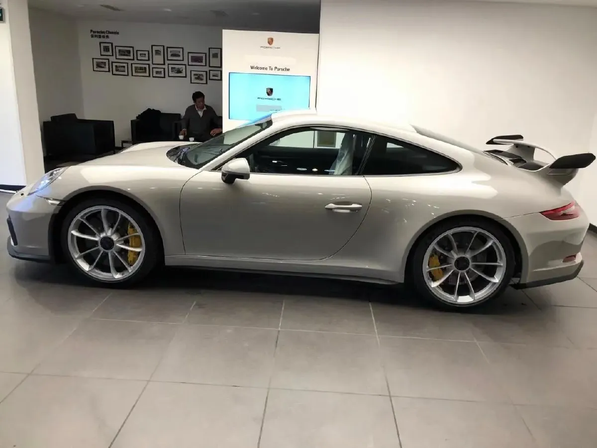 2018 Porsche 911 4.0L 500HP H6 7DCT,autocango,china used car exporter,china ev exporter,chinese used car exporter,chinese used ev exporter