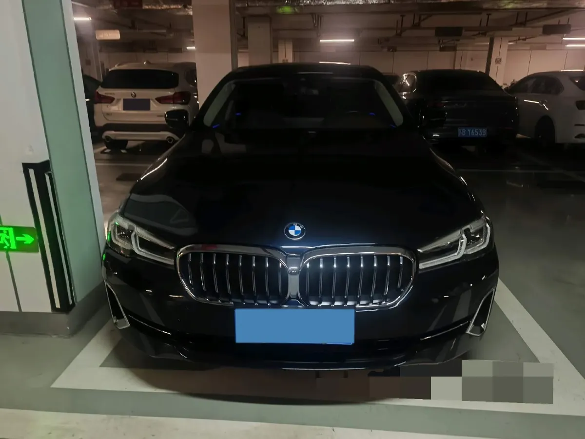 2023 BMW 5 Series 2.0T 245HP L4 8AT,autocango,china used car exporter,china ev exporter,chinese used car exporter,chinese used ev exporter