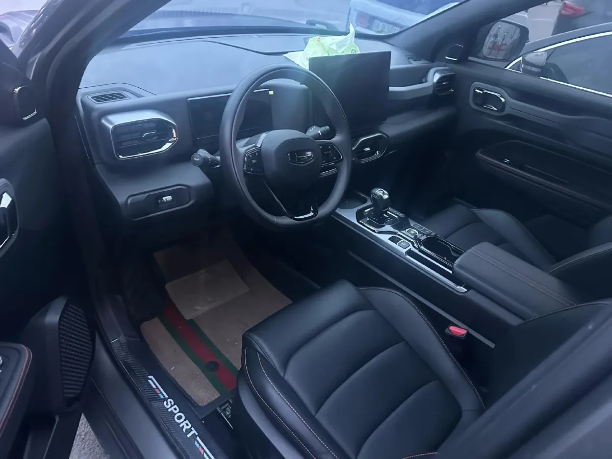 2025 Geely Cowboy 1.5T 181HP L4 7DCT,autocango,china used car exporter,china ev exporter,chinese used car exporter,chinese used ev exporter