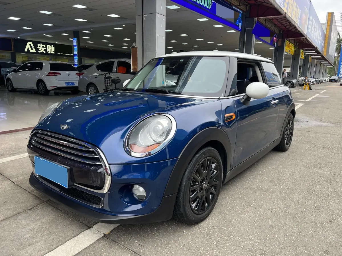 2018 MINI MINI 1.5T 136HP L3 6AT,autocango,china used car exporter,china ev exporter,chinese used car exporter,chinese used ev exporter