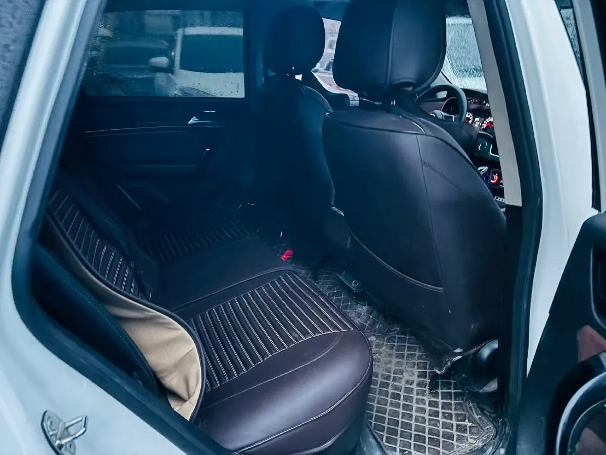 2017 Zotye T600 Coupe 1.5T 162HP L4 5MT,autocango,china used car exporter,china ev exporter,chinese used car exporter,chinese used ev exporter