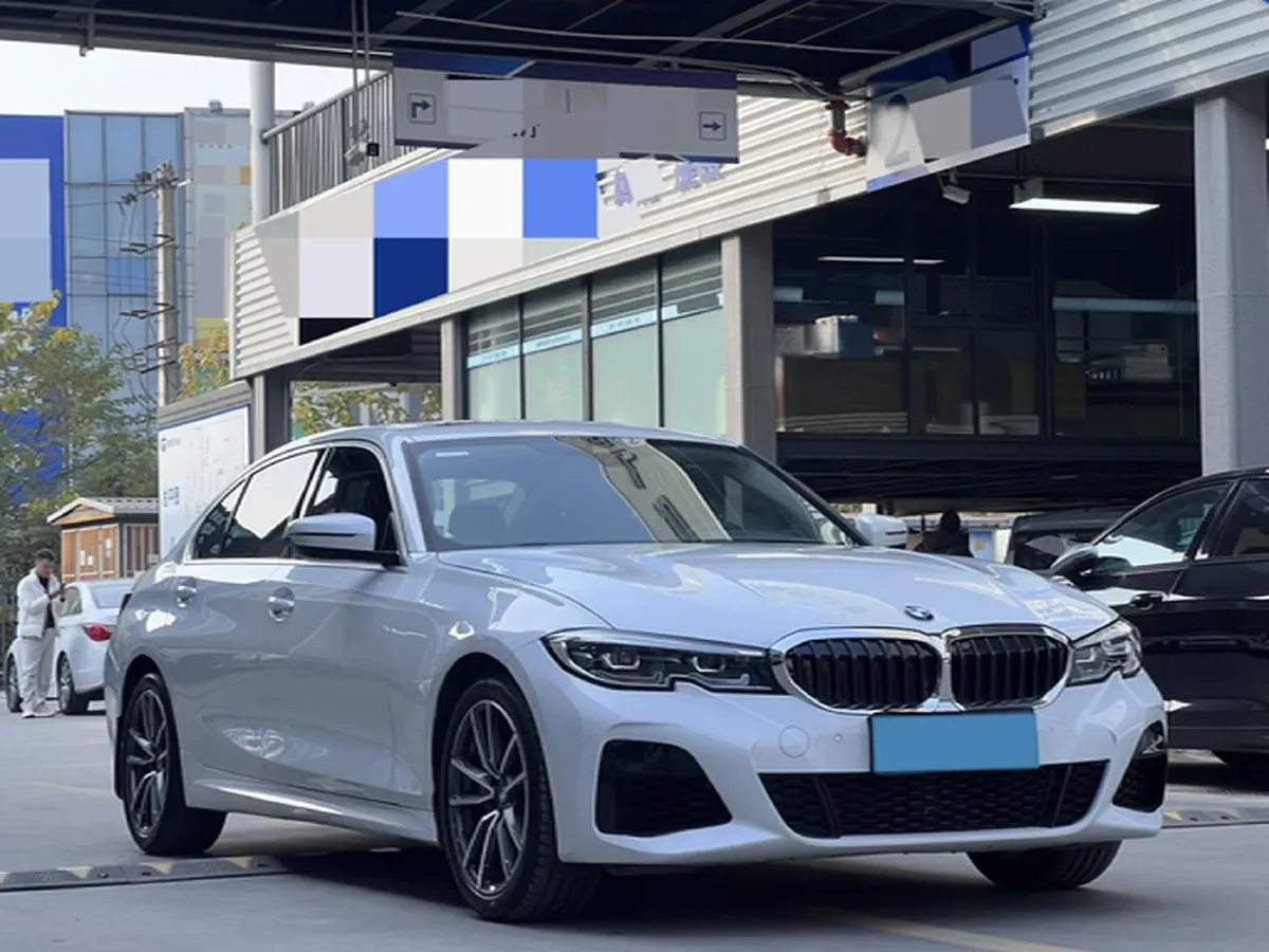 2021 BMW 3 Series 2.0T 184HP L4 8AT,autocango,china used car exporter,china ev exporter,chinese used car exporter,chinese used ev exporter