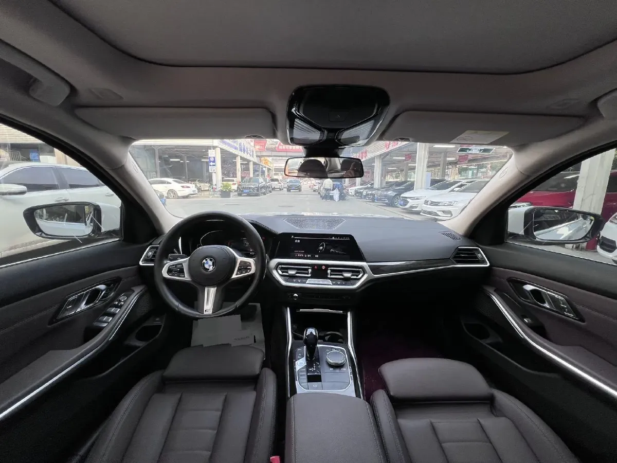 2021 BMW 3 Series 2.0T 184HP L4 8AT,autocango,china used car exporter,china ev exporter,chinese used car exporter,chinese used ev exporter