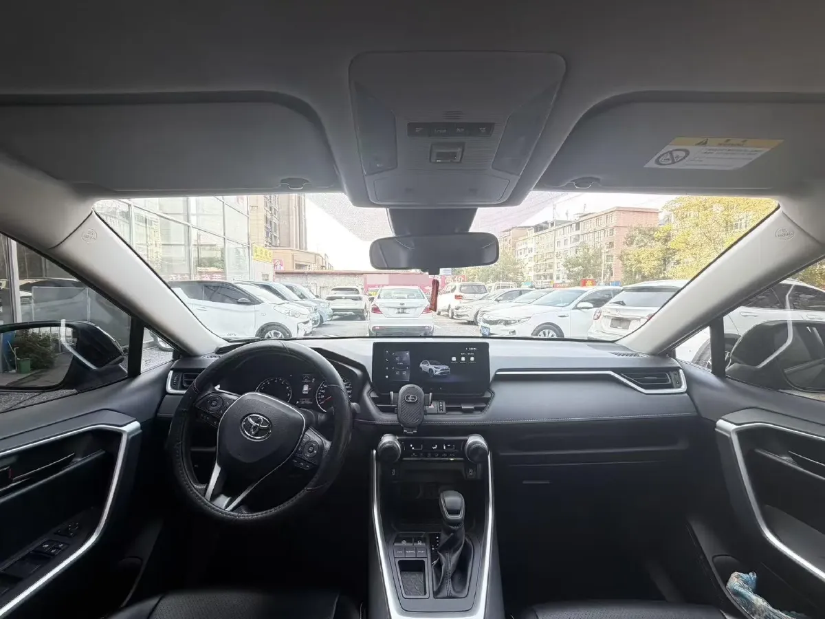 2023 Toyota RAV4 2.0L 171HP L4 CVT,autocango,china used car exporter,china ev exporter,chinese used car exporter,chinese used ev exporter