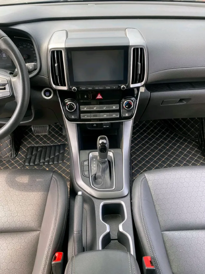 2018 Hyundai ix35 2.0L 160HP L4 6AT,autocango,china used car exporter,china ev exporter,chinese used car exporter,chinese used ev exporter