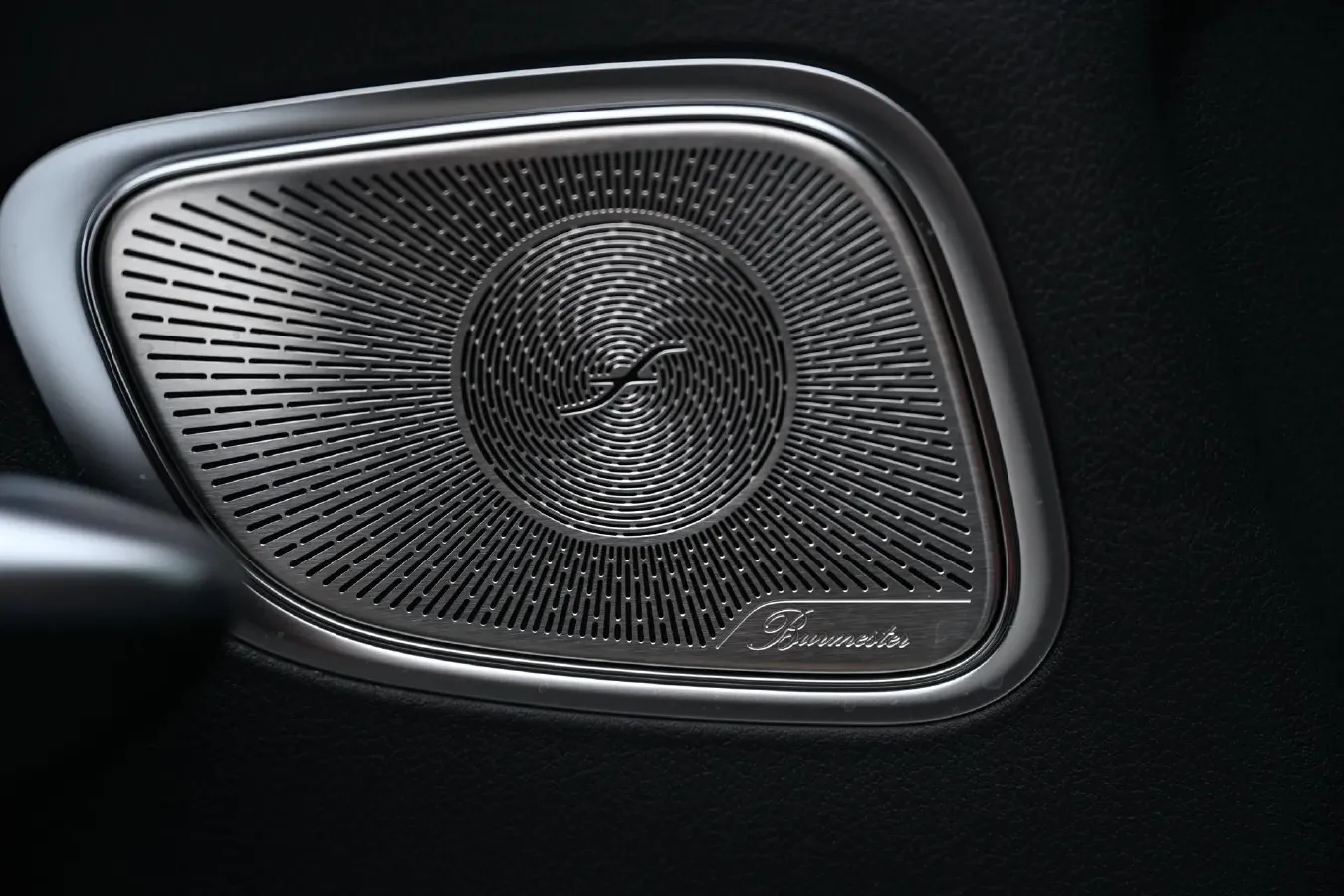 2024 Mercedes-Benz GLC Class 2.0T 258HP L4 9AT,autocango,china used car exporter,china ev exporter,chinese used car exporter,chinese used ev exporter