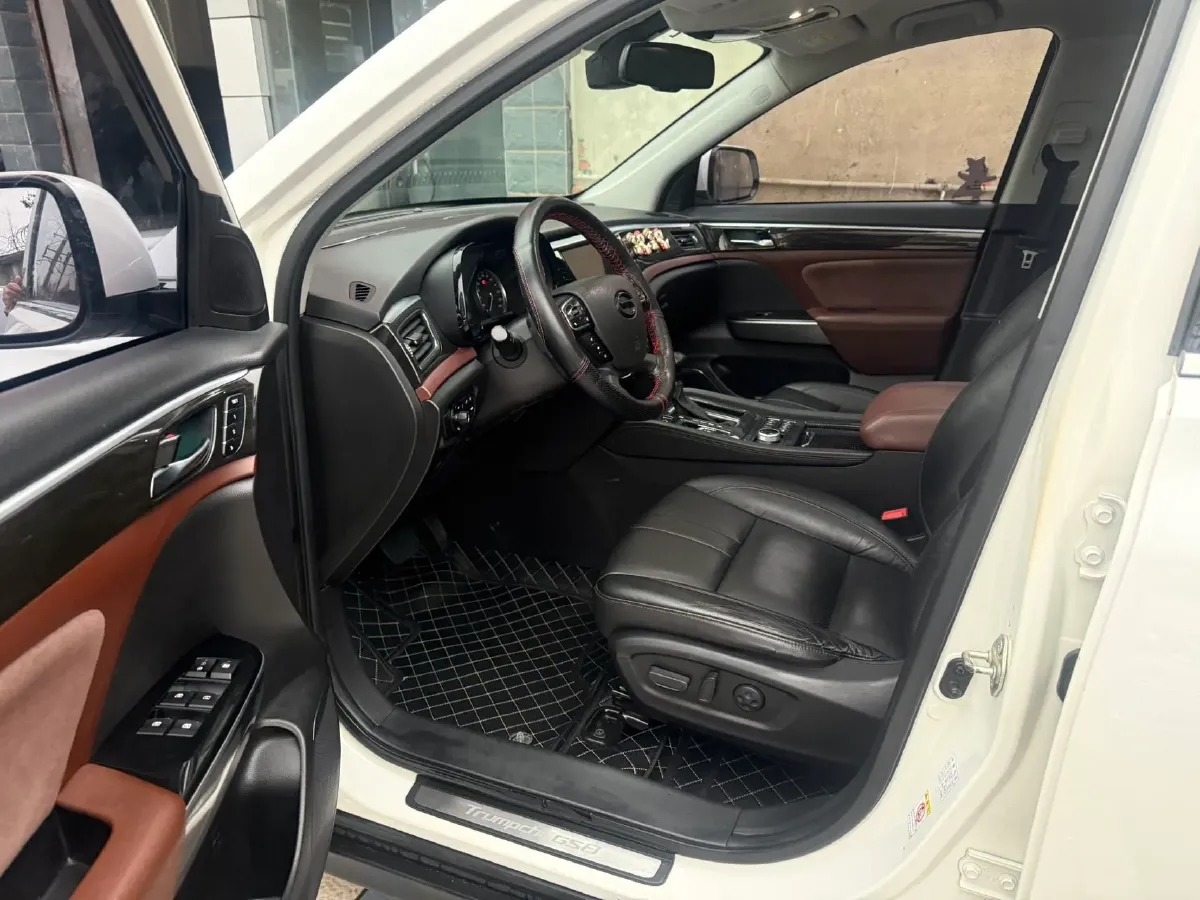 2017 GAC Trumpchi GS8 2.0T 201HP L4 6AT,autocango,china used car exporter,china ev exporter,chinese used car exporter,chinese used ev exporter