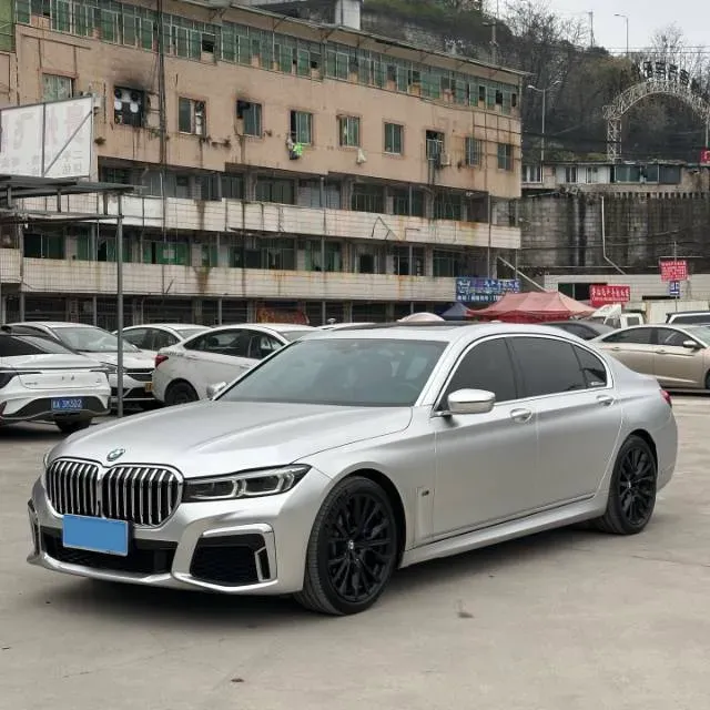2021 BMW 7 Series 3.0T 340HP L6 8AT,autocango,china used car exporter,china ev exporter,chinese used car exporter,chinese used ev exporter