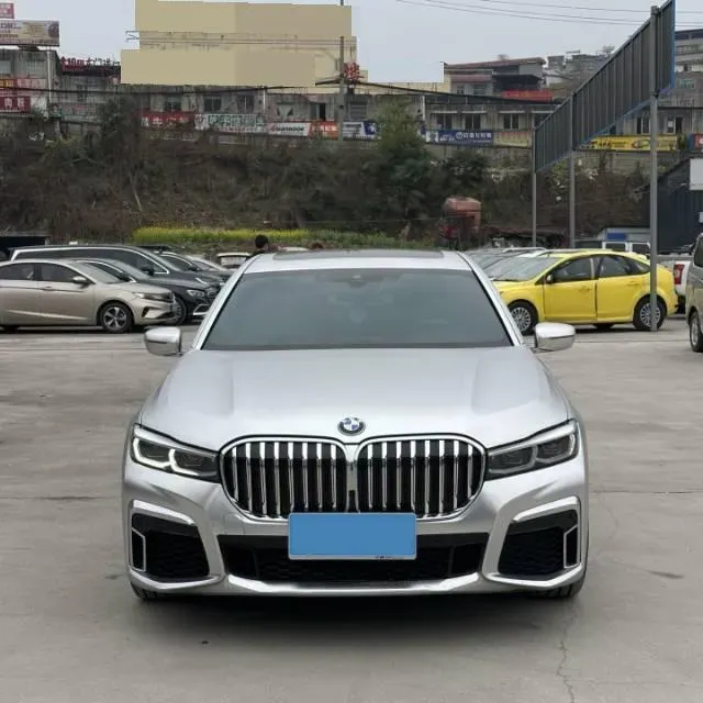 2021 BMW 7 Series 3.0T 340HP L6 8AT,autocango,china used car exporter,china ev exporter,chinese used car exporter,chinese used ev exporter