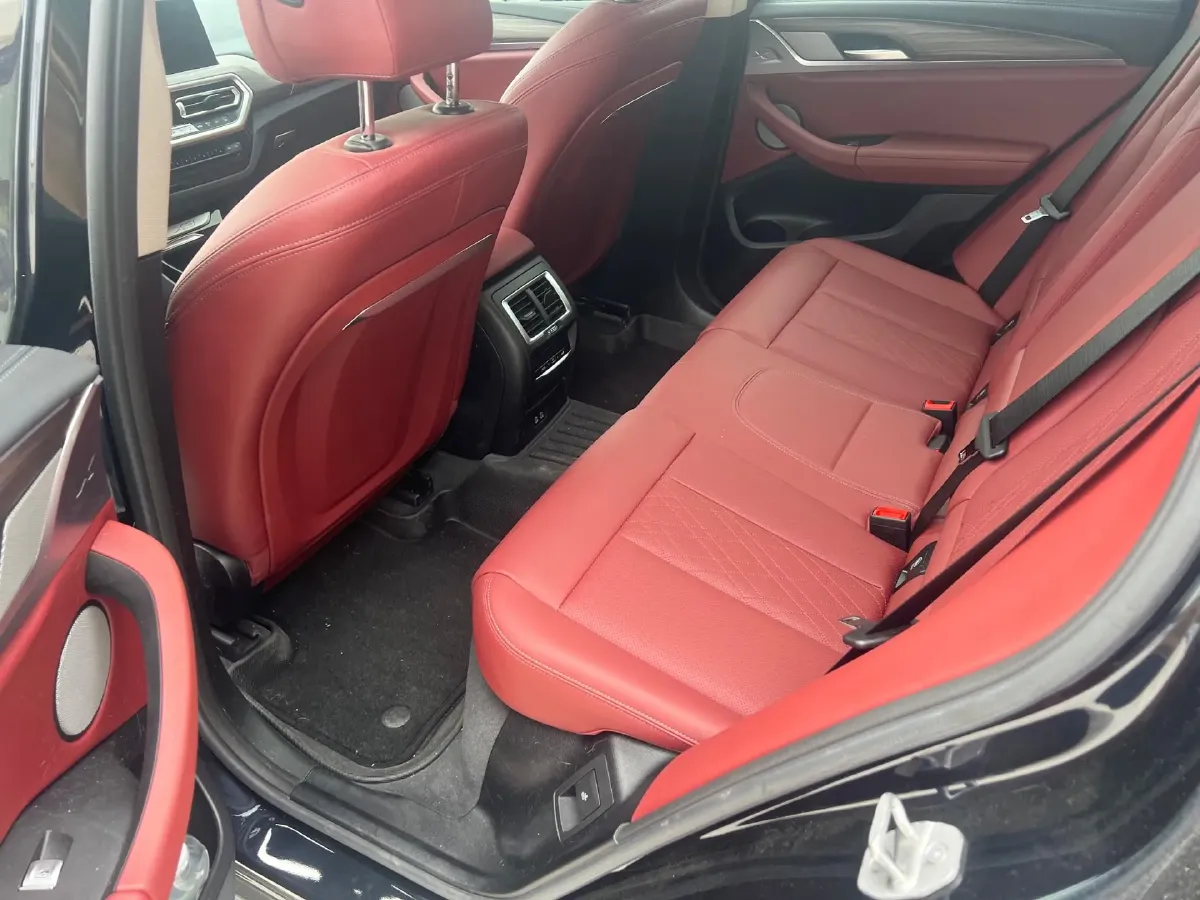 2023 BMW X3 2.0T 245HP L4 8AT,autocango,china used car exporter,china ev exporter,chinese used car exporter,chinese used ev exporter