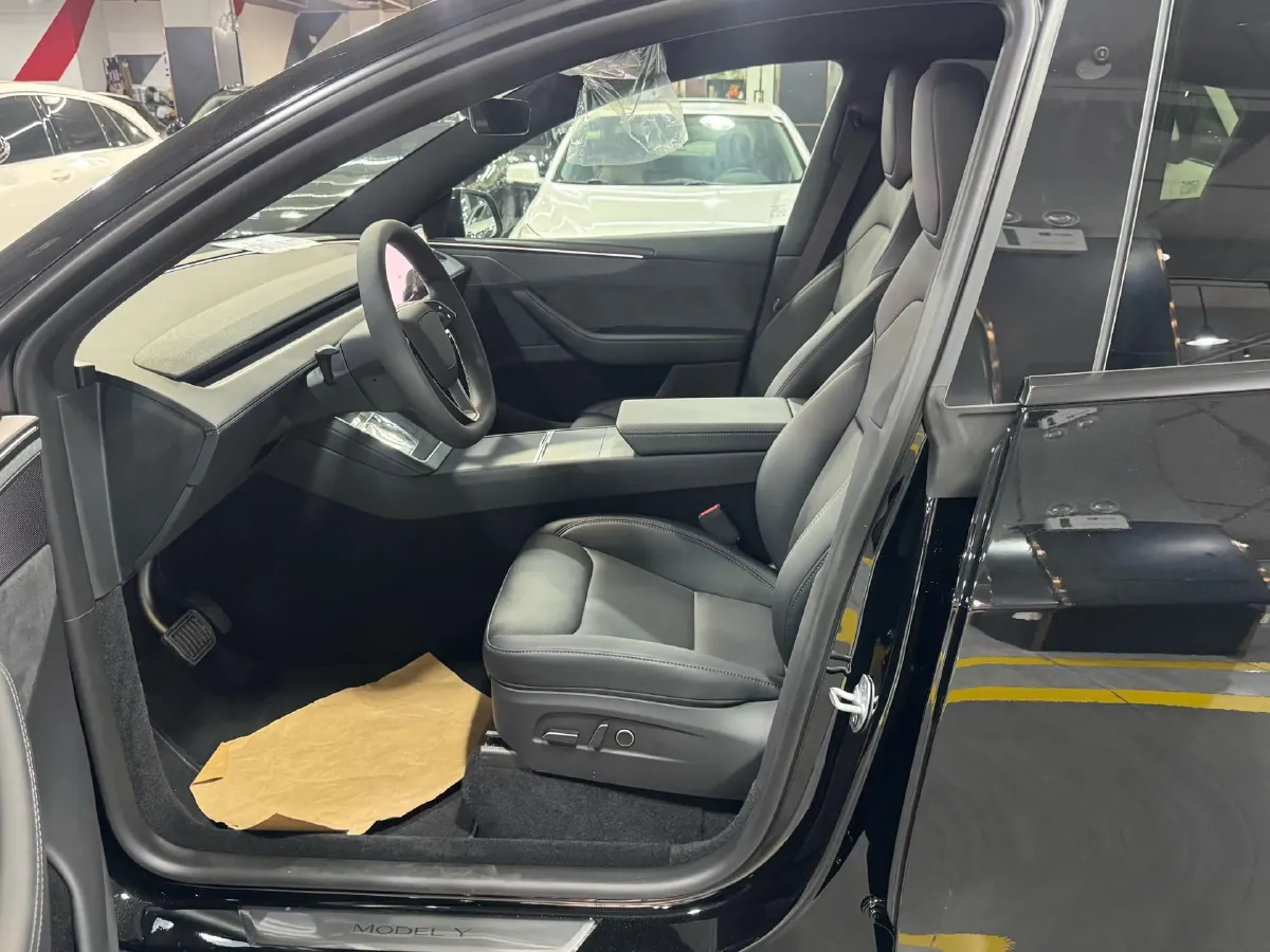 2026 Tesla Model Y BEV,autocango,china used car exporter,china ev exporter,chinese used car exporter,chinese used ev exporter