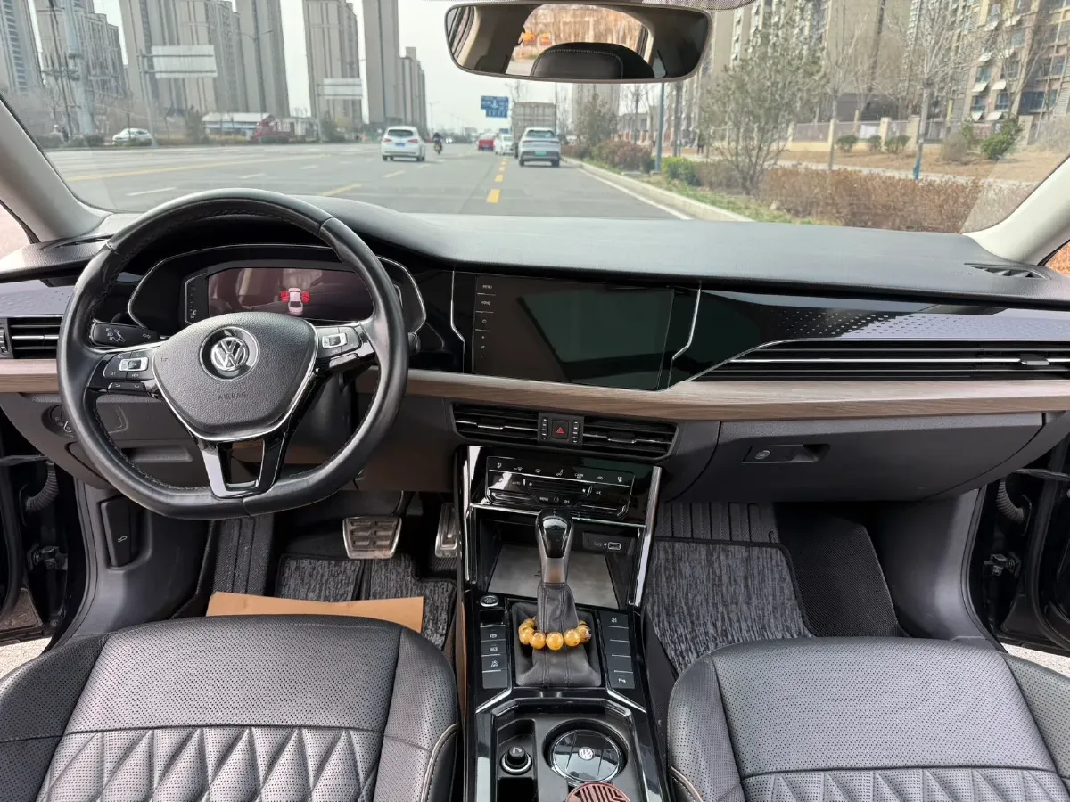 2019 Volvo V40 1.5T 152HP L4 6AT,autocango,china used car exporter,china ev exporter,chinese used car exporter,chinese used ev exporter