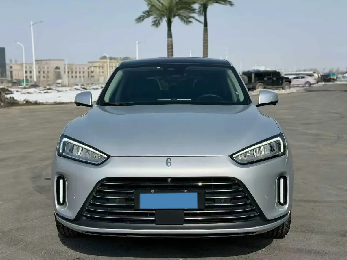 2022 Isuzu Mu-X 2.0T 220HP L4 8AT,autocango,china used car exporter,china ev exporter,chinese used car exporter,chinese used ev exporter