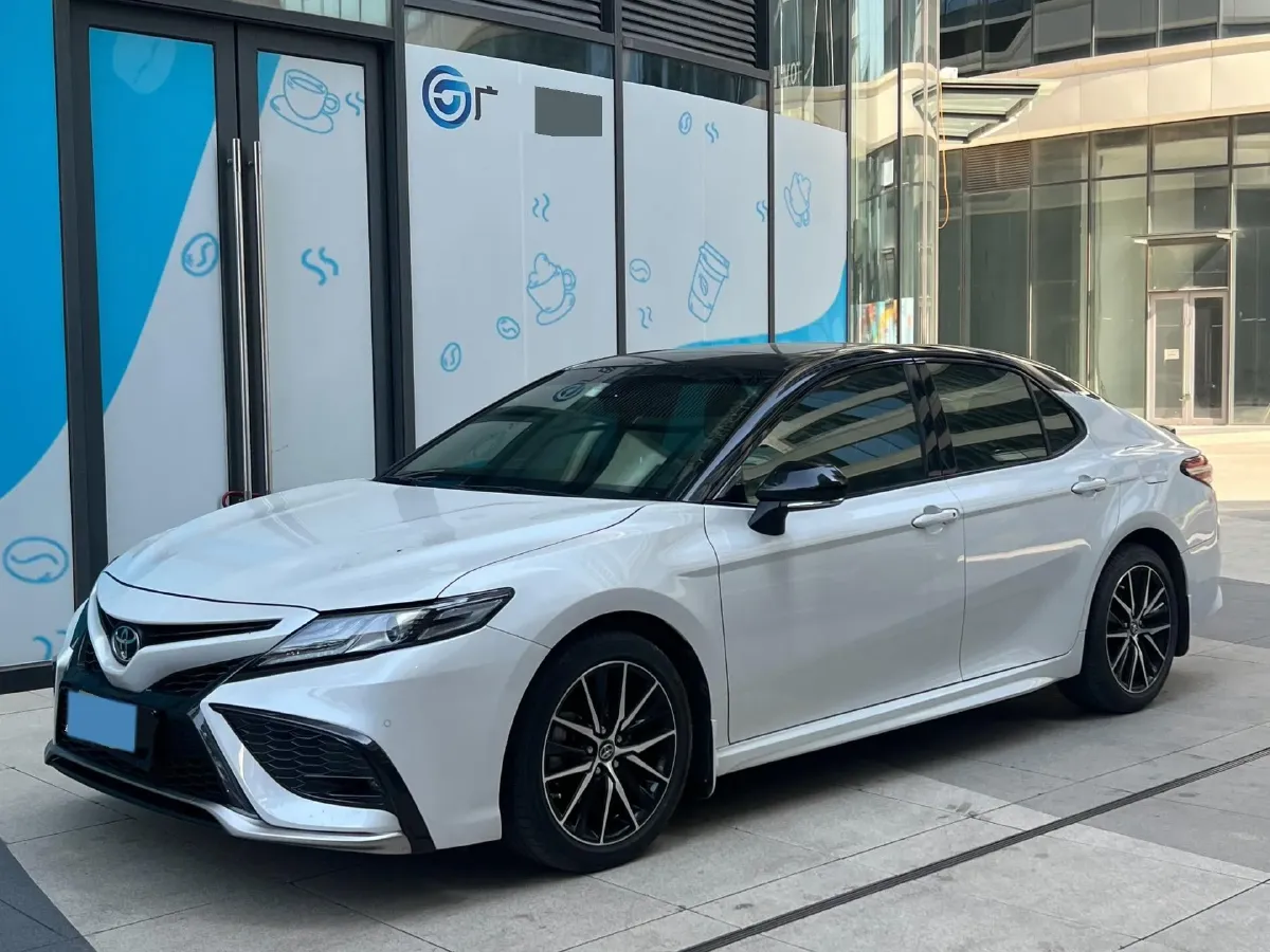 2021 Toyota Camry 2.5L 209HP L4 8AT,autocango,china used car exporter,china ev exporter,chinese used car exporter,chinese used ev exporter