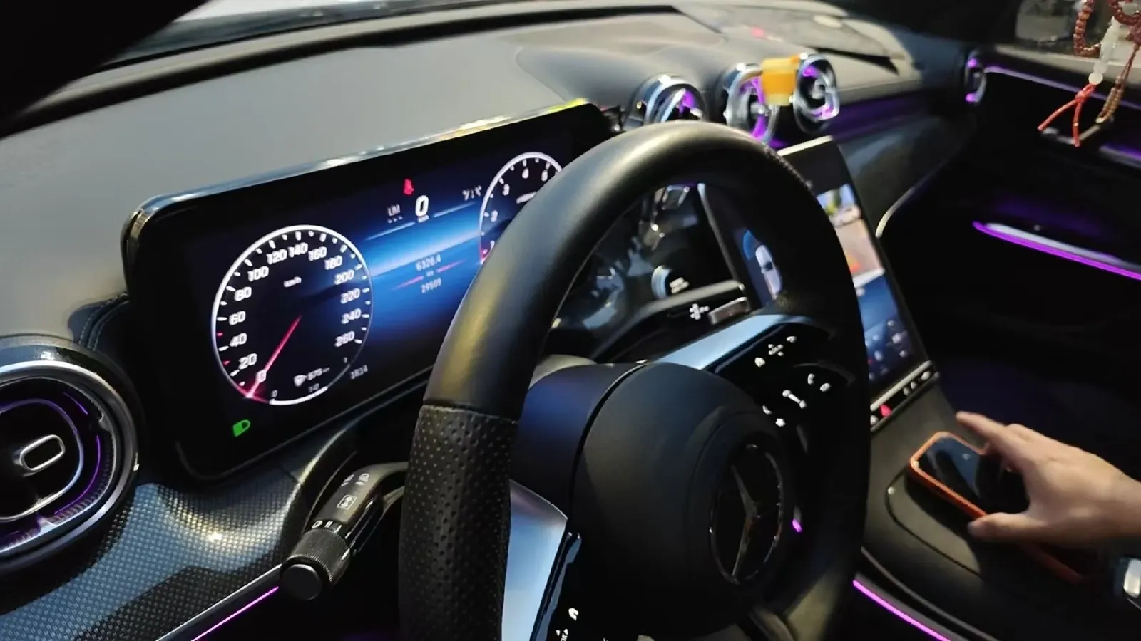 2024 Mercedes-Benz C Class 1.5T 204HP L4 9AT,autocango,china used car exporter,china ev exporter,chinese used car exporter,chinese used ev exporter