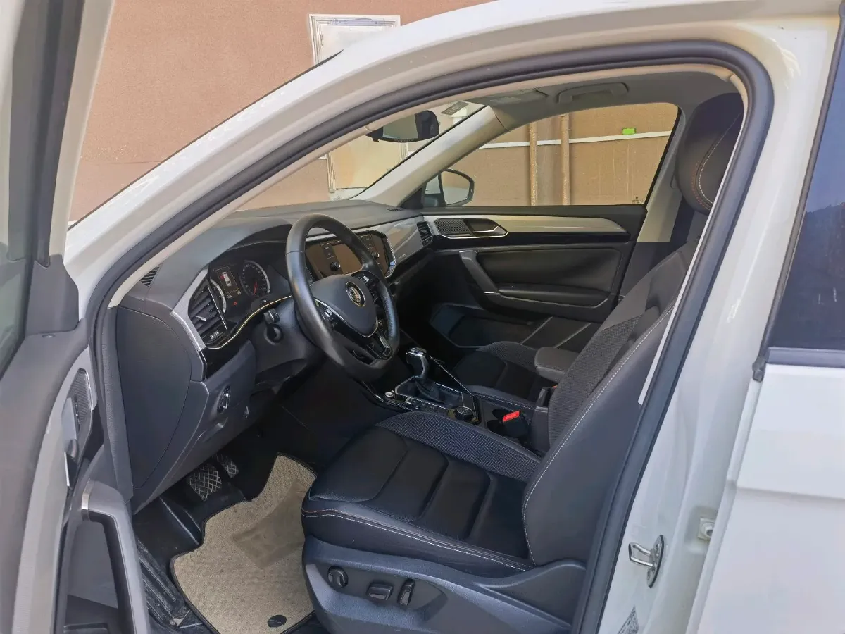 2019 Volkswagen Tayron 2.0T 186HP L4 7DCT,autocango,china used car exporter,china ev exporter,chinese used car exporter,chinese used ev exporter