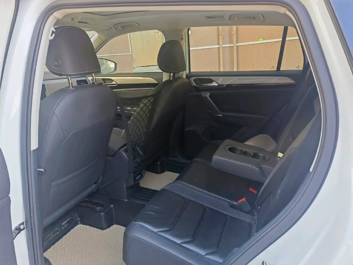 2019 Volkswagen Tayron 2.0T 186HP L4 7DCT,autocango,china used car exporter,china ev exporter,chinese used car exporter,chinese used ev exporter