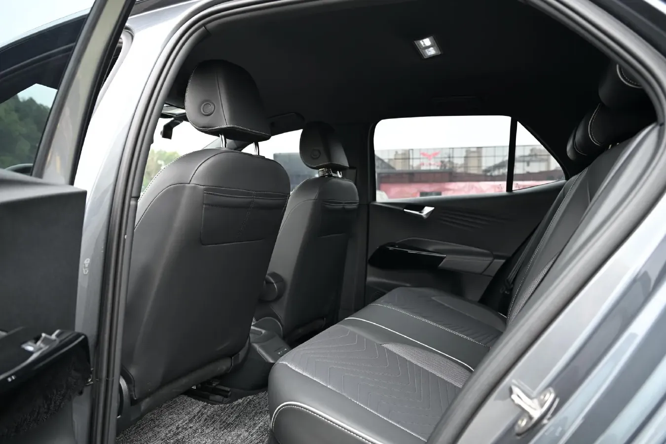 2023 Volkswagen ID.3 BEV 52.8KWH,autocango,china used car exporter,china ev exporter,chinese used car exporter,chinese used ev exporter