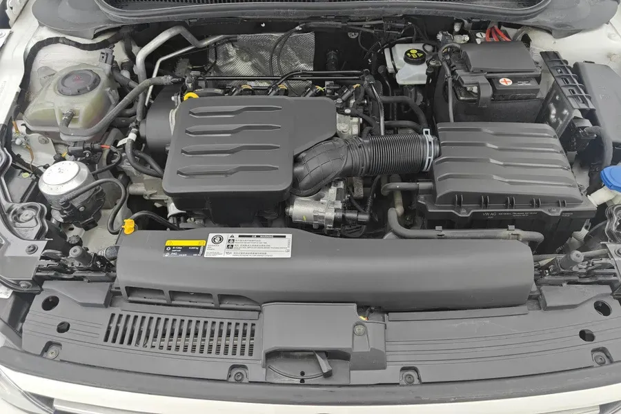 2019 Volkswagen Polo 1.5L 113HP L4 6AT,autocango,china used car exporter,china ev exporter,chinese used car exporter,chinese used ev exporter