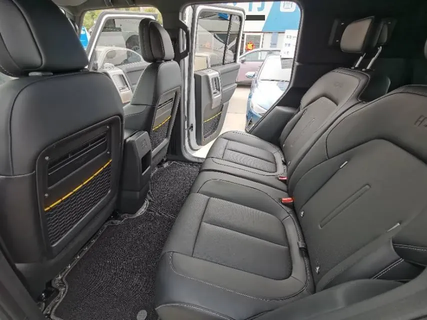 2025 Yufeng Auto Golden Warehouse BEV,autocango,china used car exporter,china ev exporter,chinese used car exporter,chinese used ev exporter