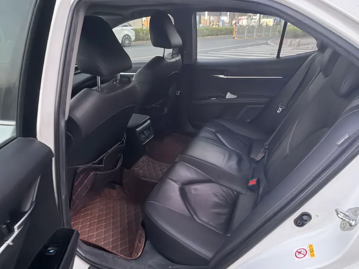 2018 Toyota Camry 2.5L 209HP L4 8AT,autocango,china used car exporter,china ev exporter,chinese used car exporter,chinese used ev exporter