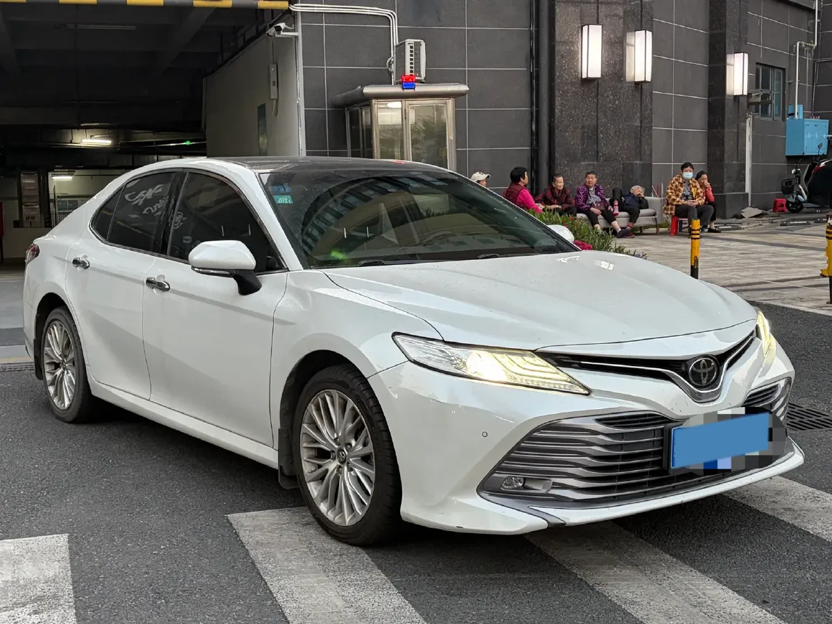 2018 Toyota Camry 2.5L 209HP L4 8AT,autocango,china used car exporter,china ev exporter,chinese used car exporter,chinese used ev exporter
