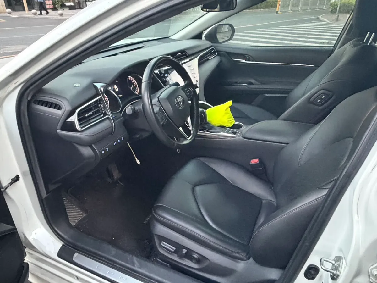 2018 Toyota Camry 2.5L 209HP L4 8AT,autocango,china used car exporter,china ev exporter,chinese used car exporter,chinese used ev exporter