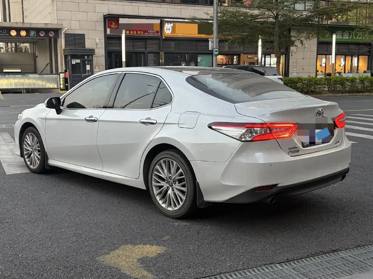 2018 Toyota Camry 2.5L 209HP L4 8AT,autocango,china used car exporter,china ev exporter,chinese used car exporter,chinese used ev exporter