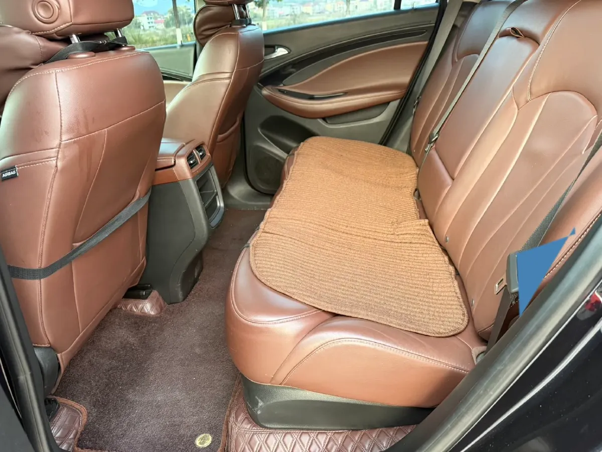 2021 Buick EnvisionPlus 1.5T 169HP L4 7DCT,autocango,china used car exporter,china ev exporter,chinese used car exporter,chinese used ev exporter