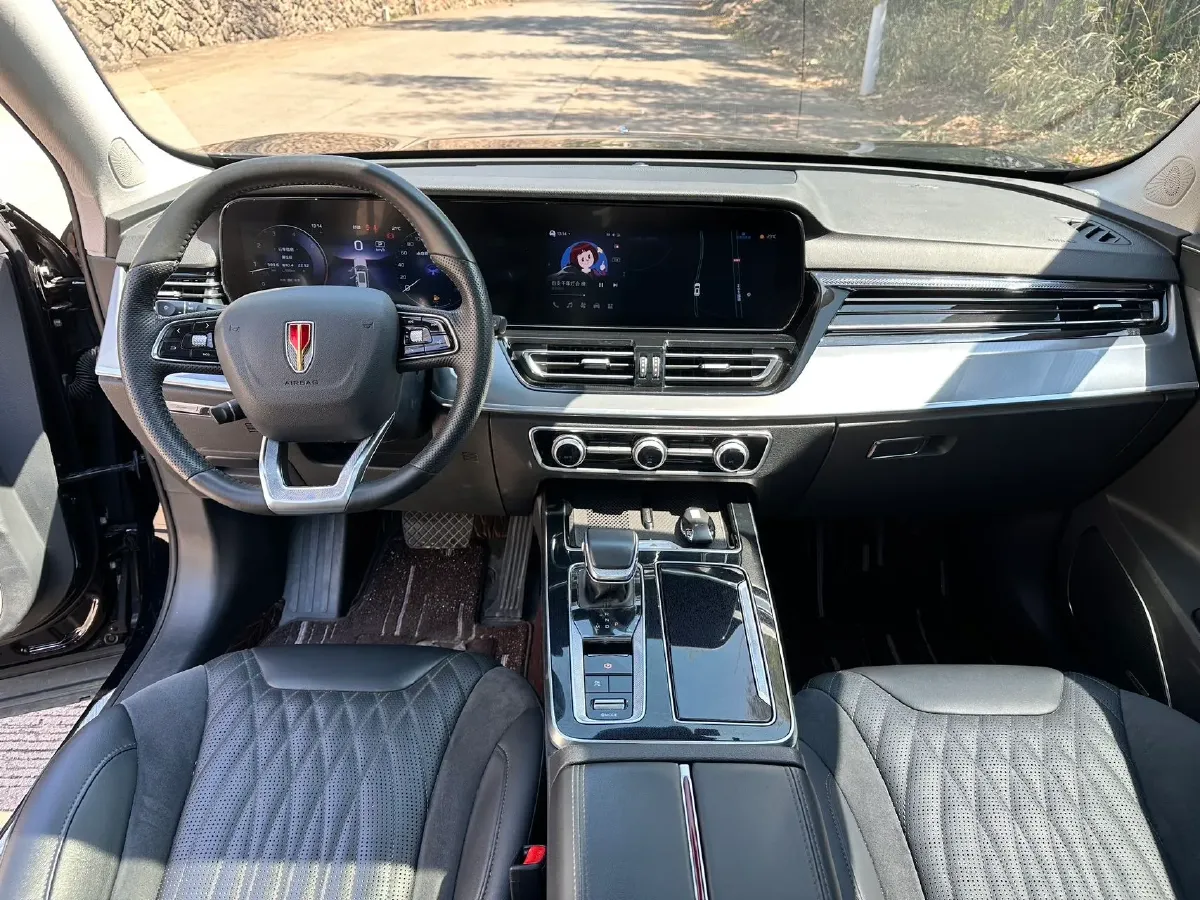 2023 HongQi HS5 2.0T 252HP L4 8AT,autocango,china used car exporter,china ev exporter,chinese used car exporter,chinese used ev exporter