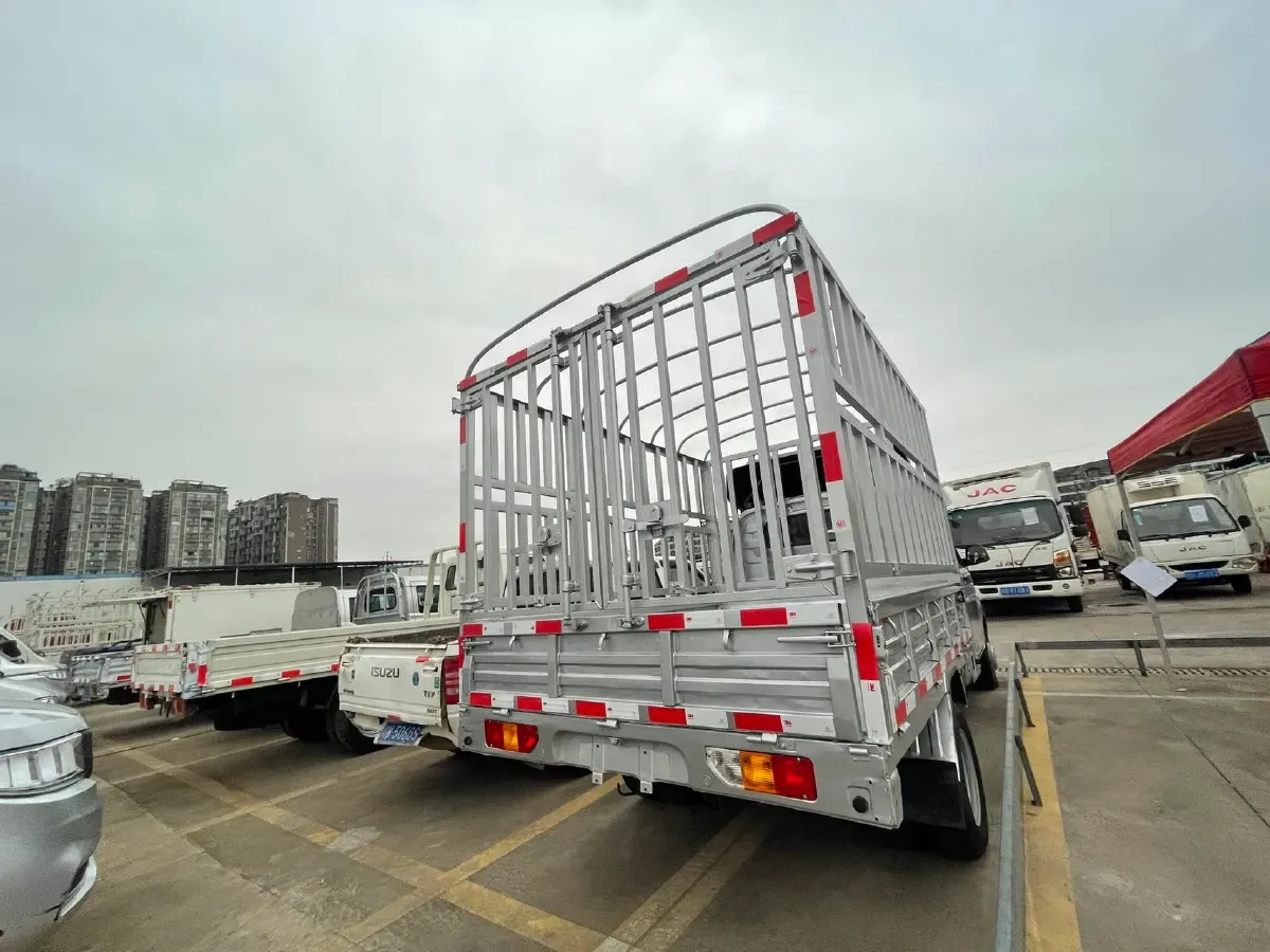 2022 WuLing RongGuang New Truck 1.8L 125HP L4 5MT,autocango,china used car exporter,china ev exporter,chinese used car exporter,chinese used ev exporter