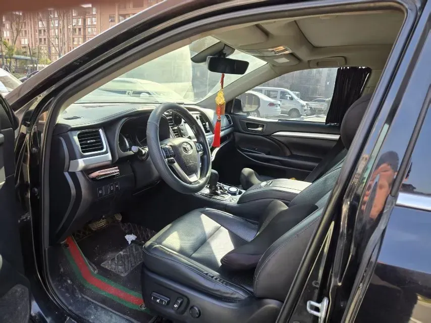 2018 Toyota Highlander 2.0T 220HP L4 6AT,autocango,china used car exporter,china ev exporter,chinese used car exporter,chinese used ev exporter