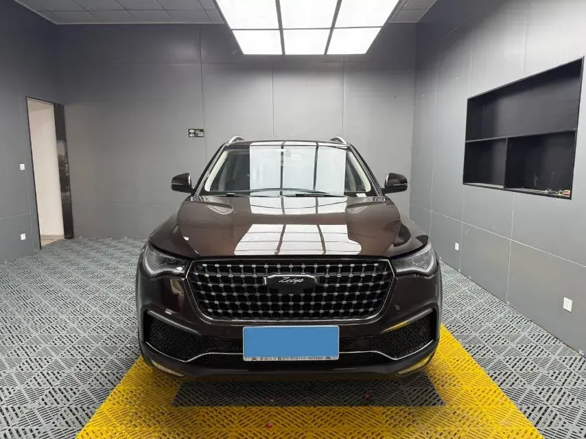 2017 Zotye T700 1.8T 177HP L4 6DCT,autocango,china used car exporter,china ev exporter,chinese used car exporter,chinese used ev exporter
