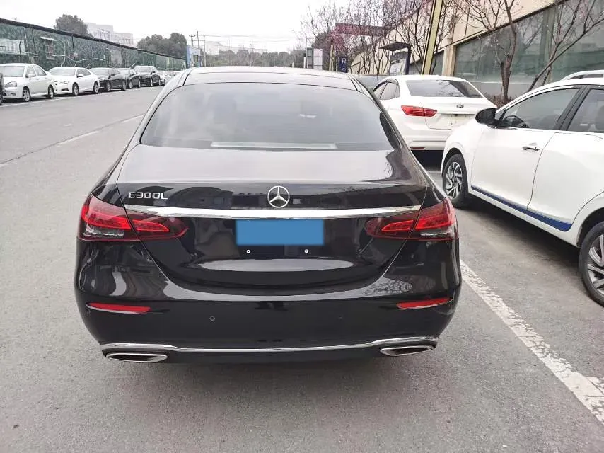 2022 Mercedes-Benz E Class 2.0T 258HP L4 9AT,autocango,china used car exporter,china ev exporter,chinese used car exporter,chinese used ev exporter