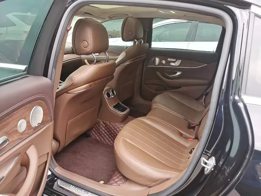 2022 Mercedes-Benz E Class 2.0T 258HP L4 9AT,autocango,china used car exporter,china ev exporter,chinese used car exporter,chinese used ev exporter