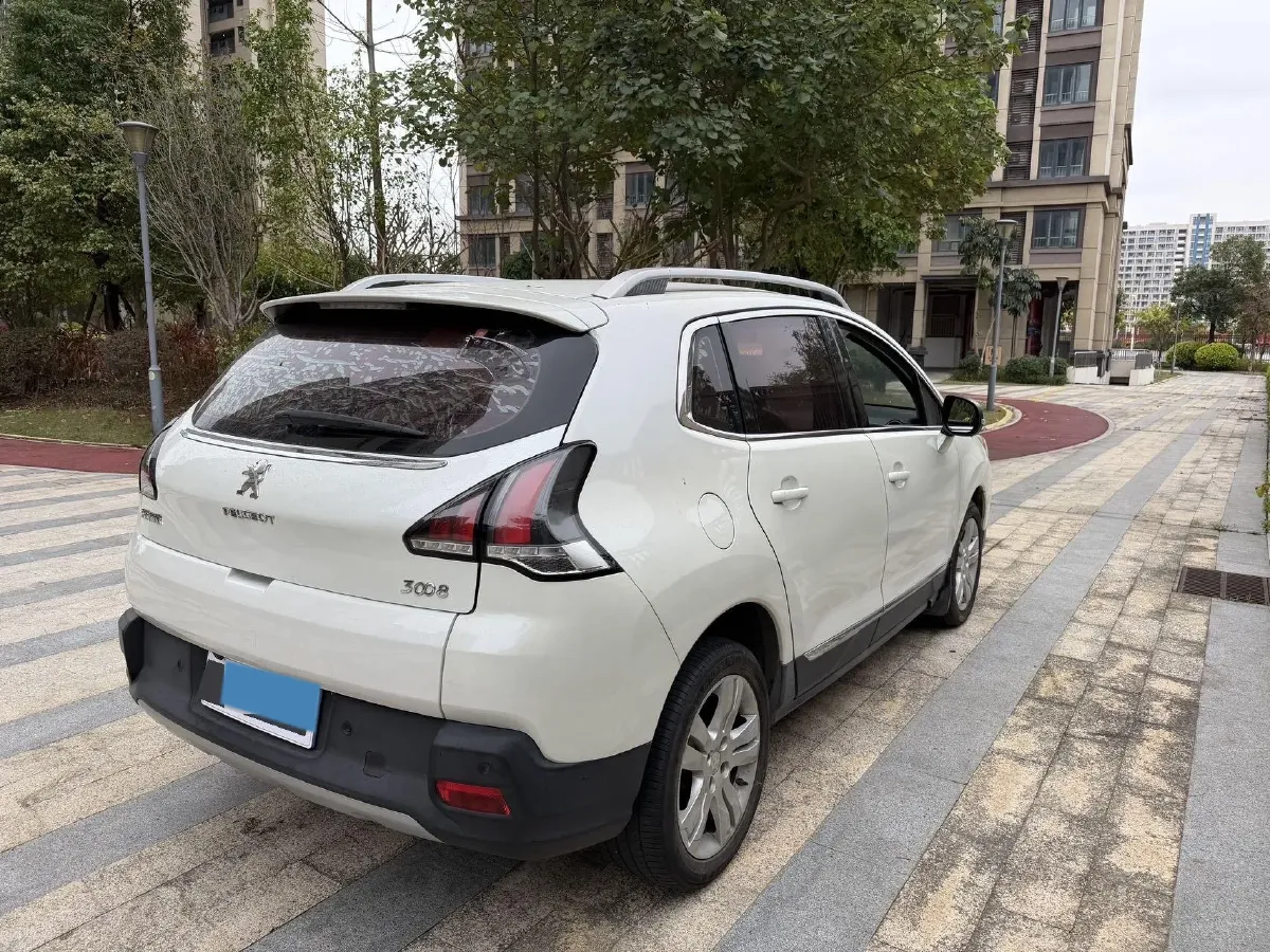 2016 Peugeot 3008 2.0L 147HP L4 6AT,autocango,china used car exporter,china ev exporter,chinese used car exporter,chinese used ev exporter