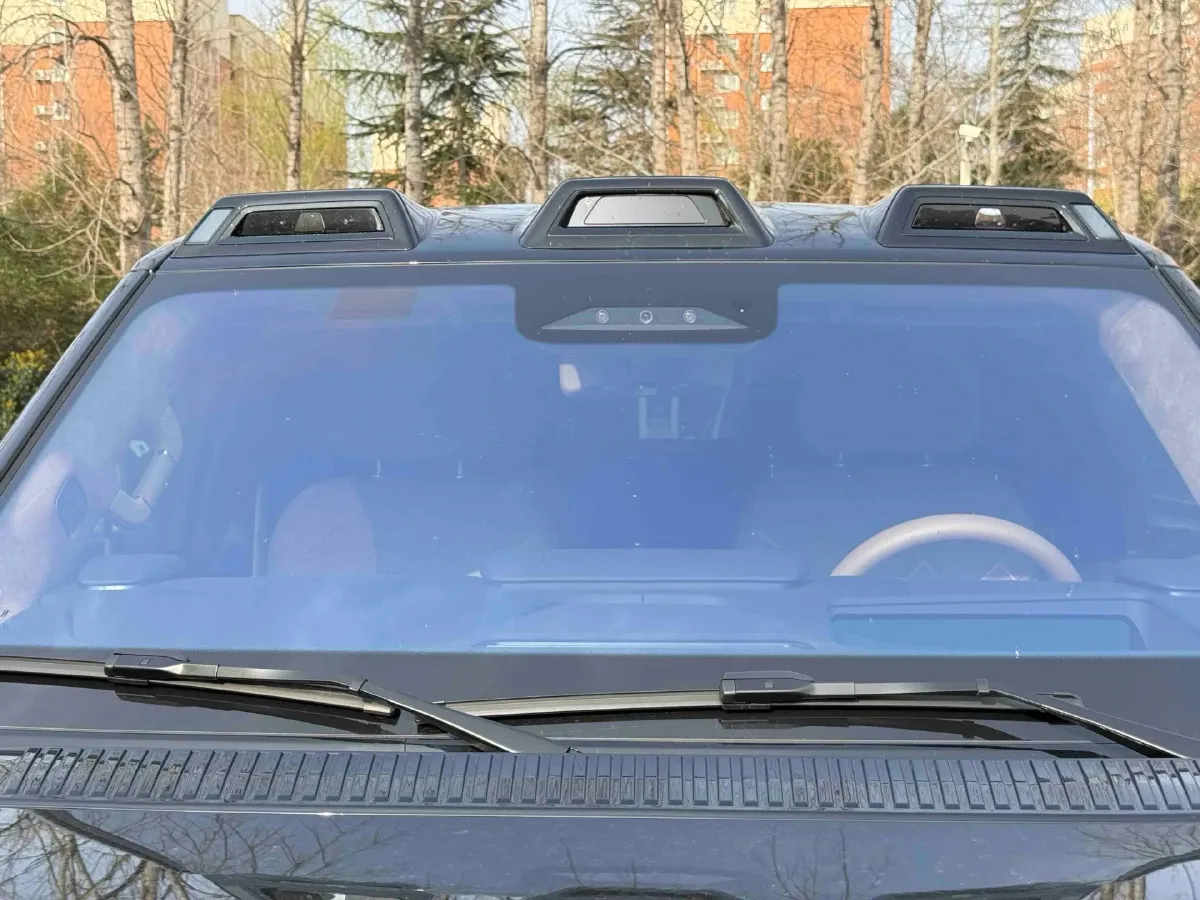 2025 YangWang U8 L REEV 272HP REEV,autocango,china used car exporter,china ev exporter,chinese used car exporter,chinese used ev exporter