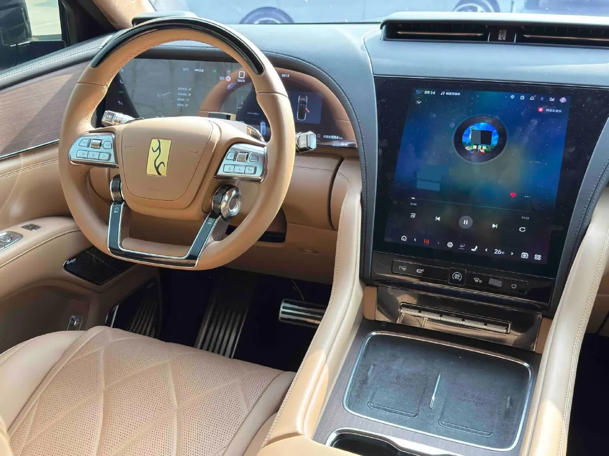 2025 YangWang U8 L REEV 272HP REEV,autocango,china used car exporter,china ev exporter,chinese used car exporter,chinese used ev exporter