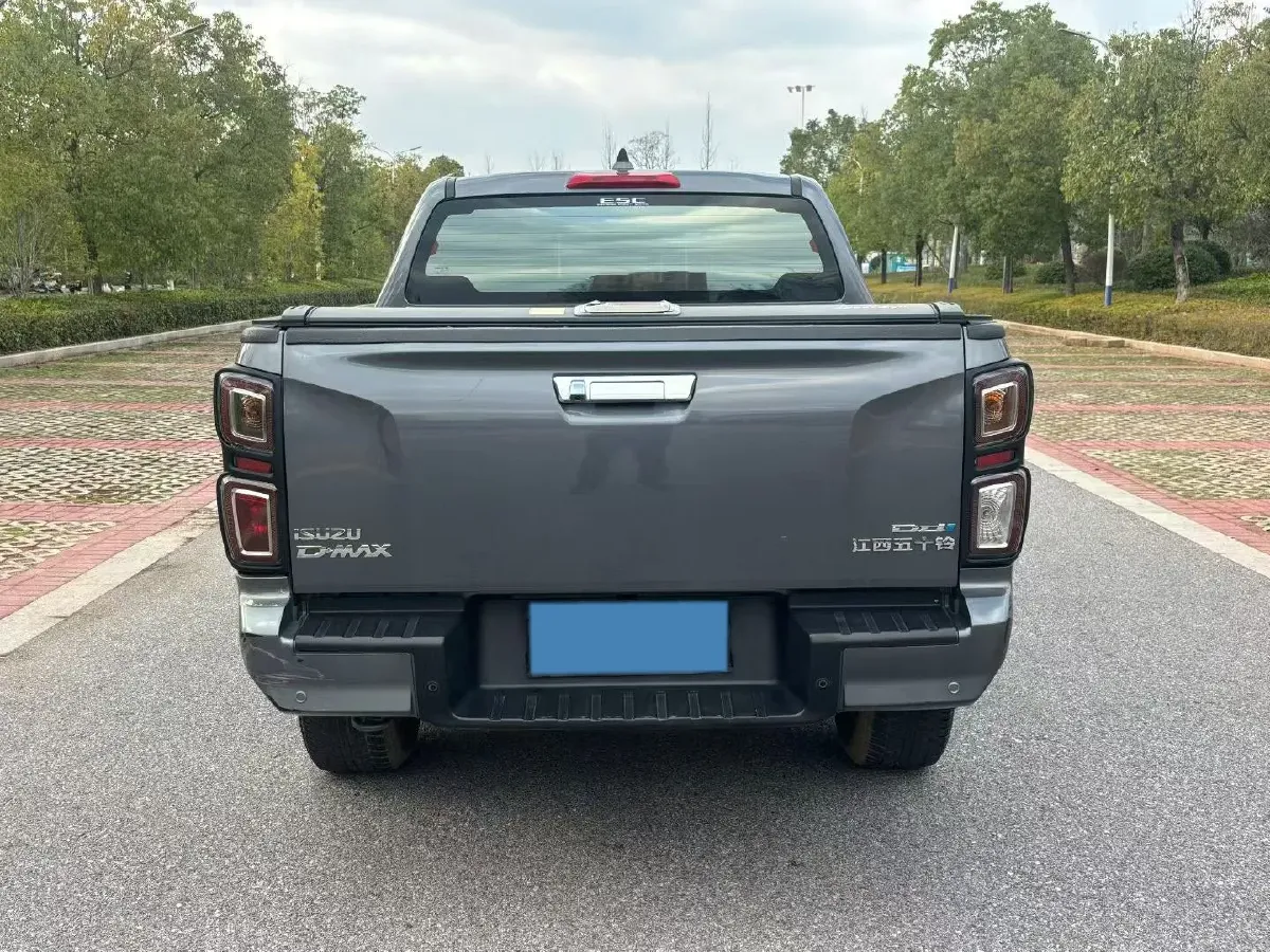 2021 Isuzu D-MAX 1.9T 163HP L4 6AT,autocango,china used car exporter,china ev exporter,chinese used car exporter,chinese used ev exporter